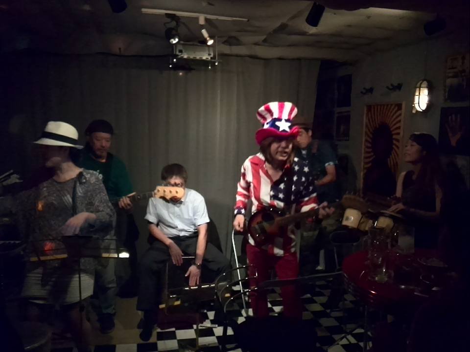 アコ・グラム 2部