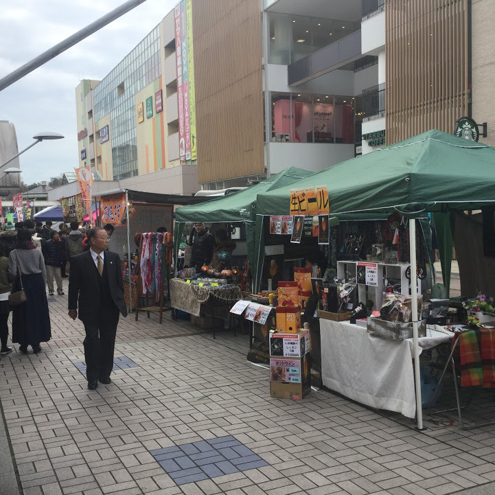 南大沢駅前の屋台